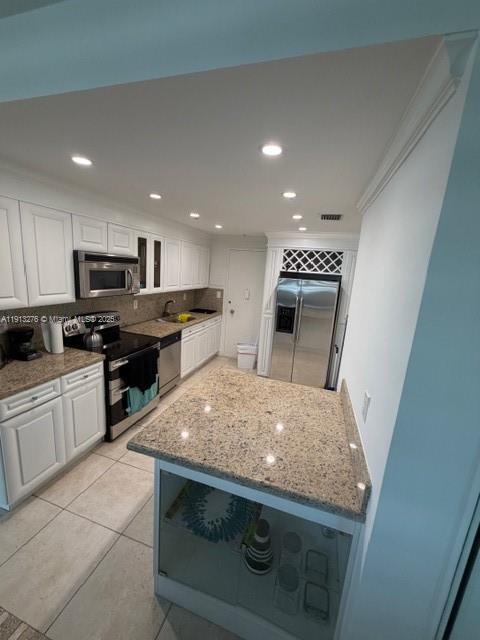 CRYSTAL HOUSE CONDO - Residential