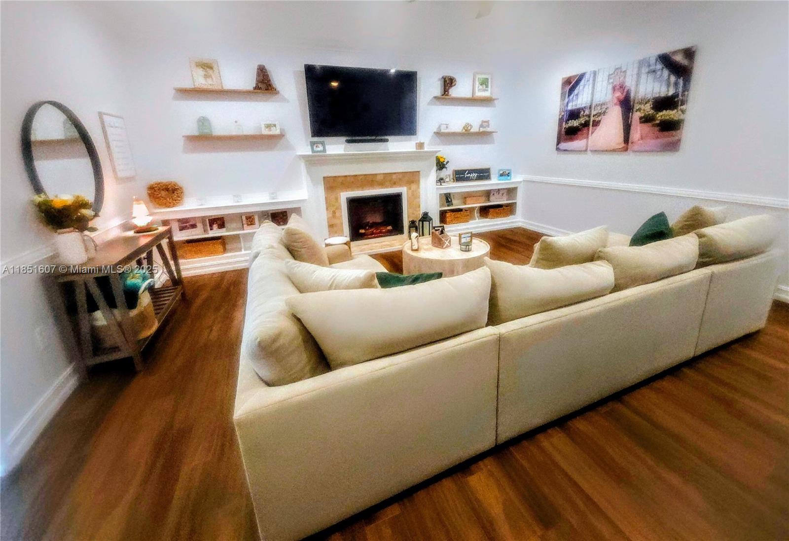 JEANNIE FOREST - Residential