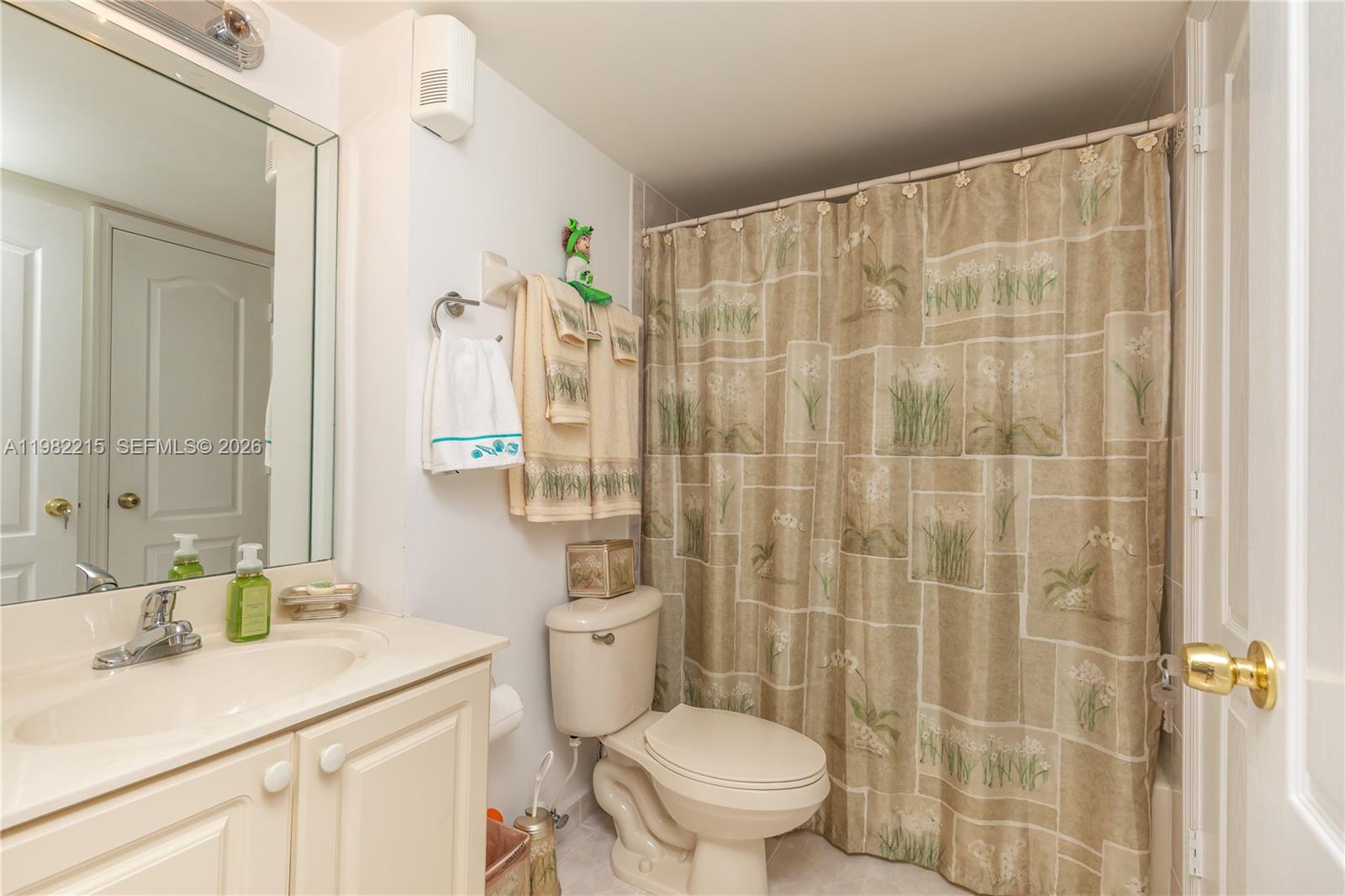 PRECIOUS HOMES AT TWIN LA - Residential