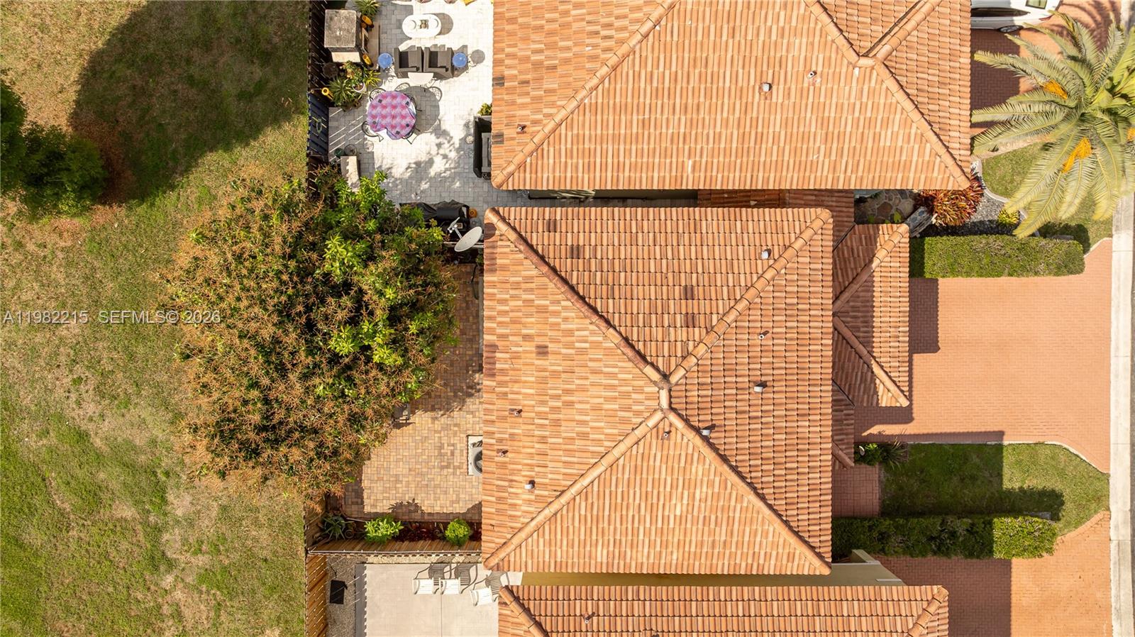 PRECIOUS HOMES AT TWIN LA - Residential