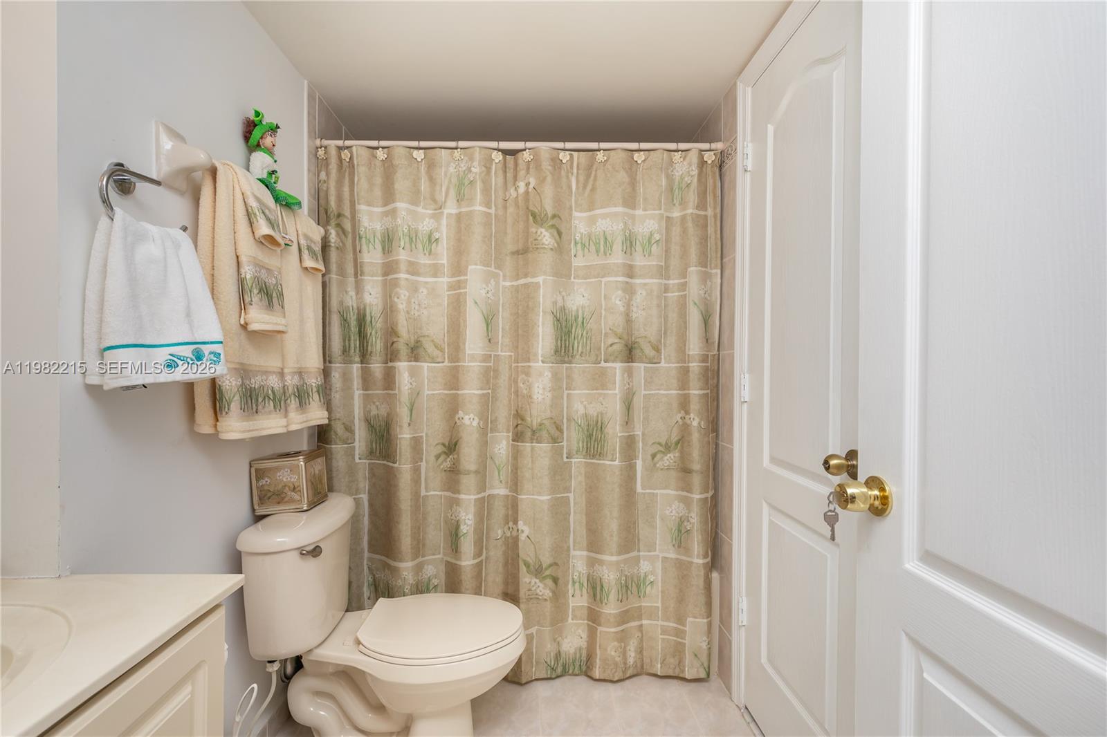 PRECIOUS HOMES AT TWIN LA - Residential