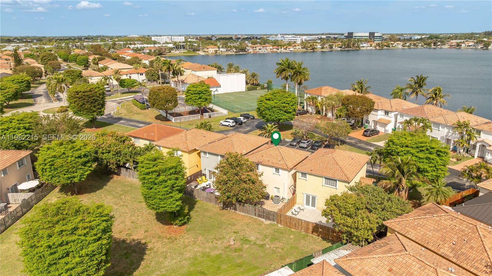 PRECIOUS HOMES AT TWIN LA - Residential