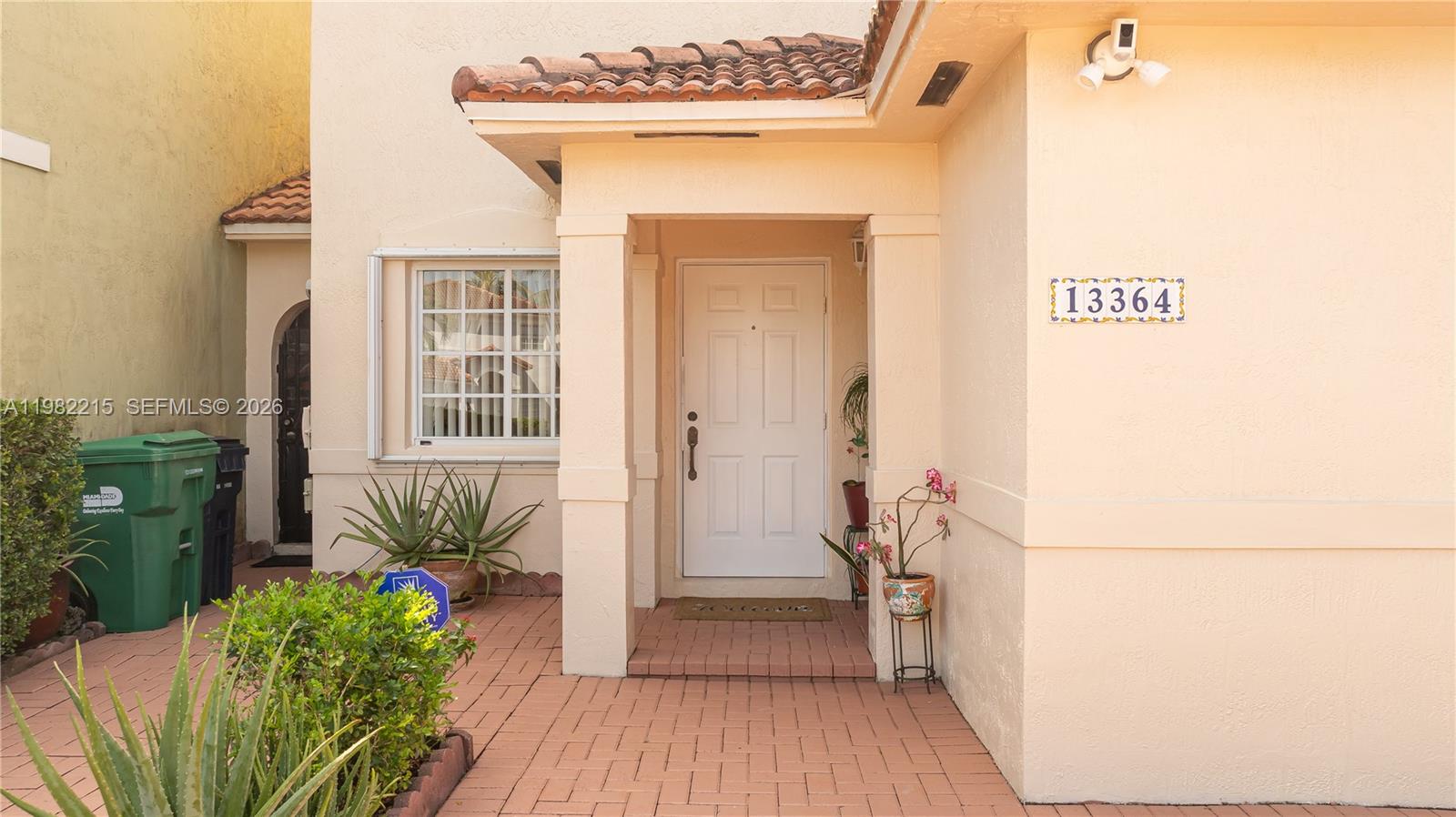 PRECIOUS HOMES AT TWIN LA - Residential