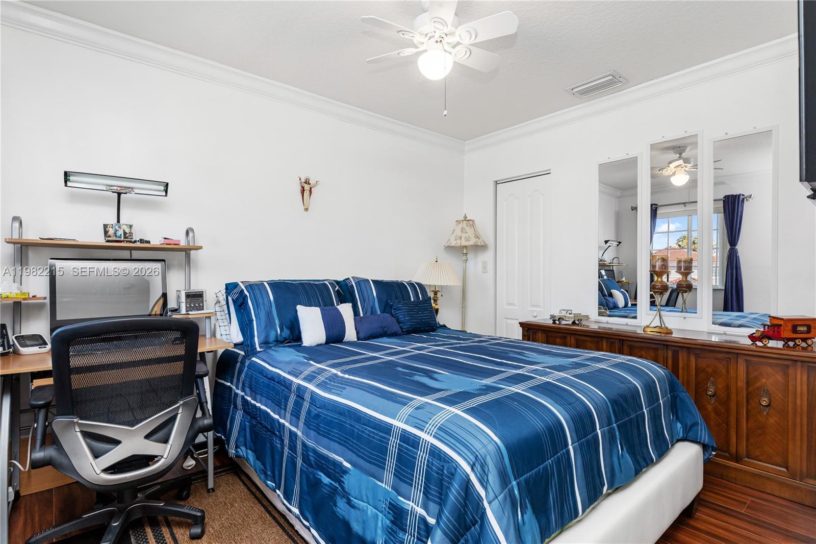 PRECIOUS HOMES AT TWIN LA - Residential