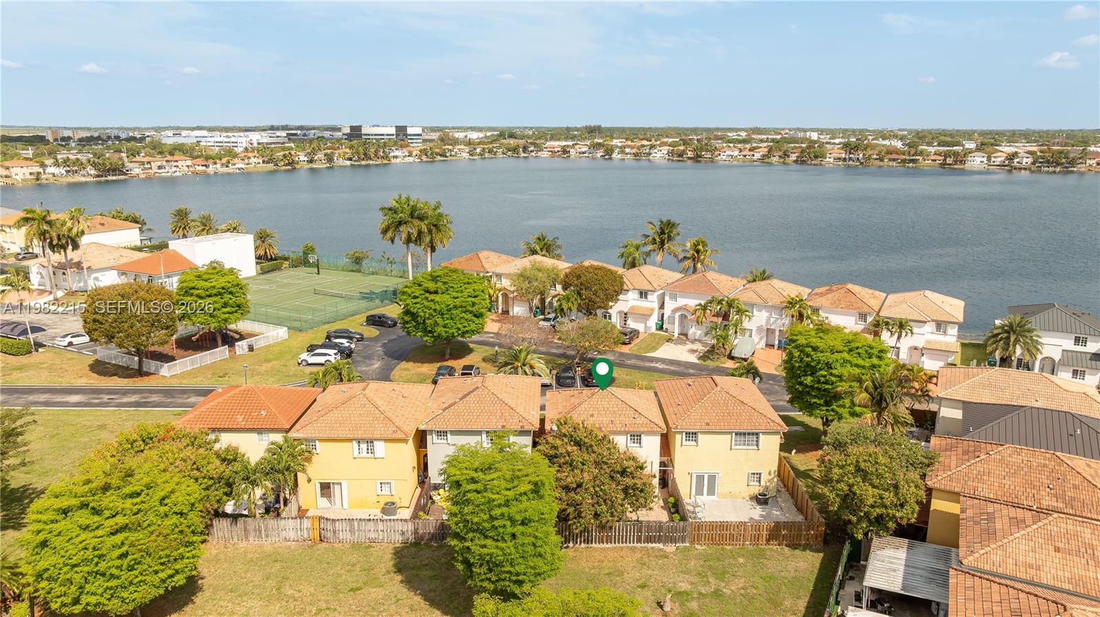 PRECIOUS HOMES AT TWIN LA - Residential