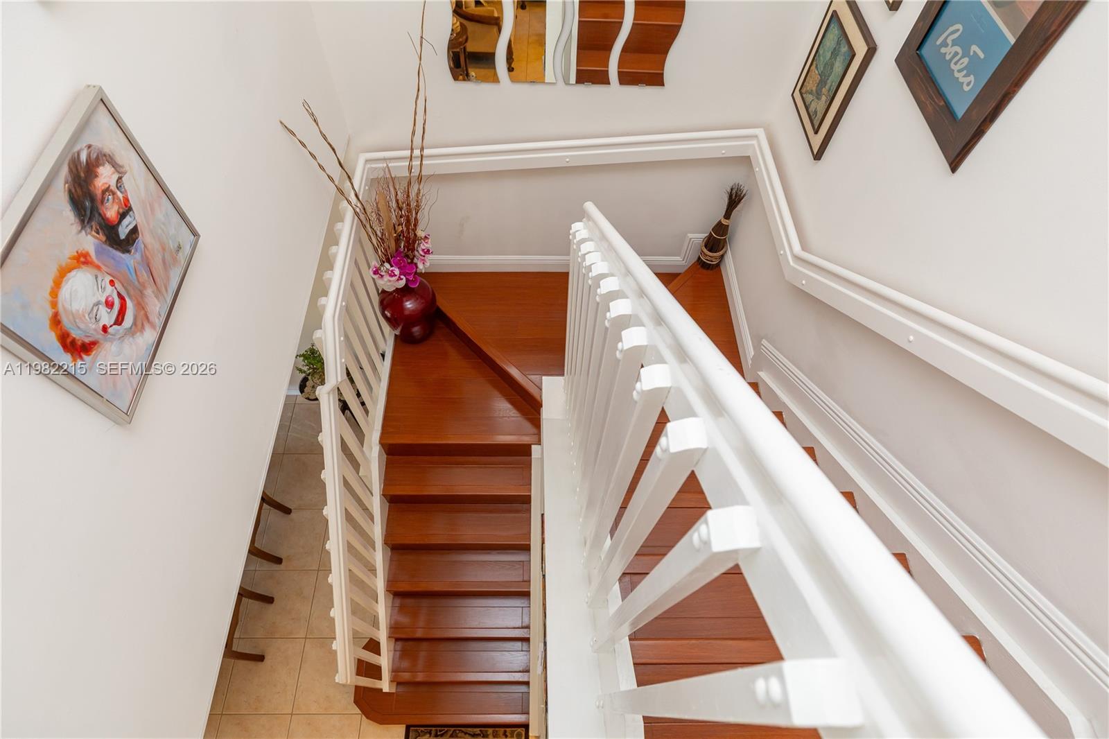 PRECIOUS HOMES AT TWIN LA - Residential