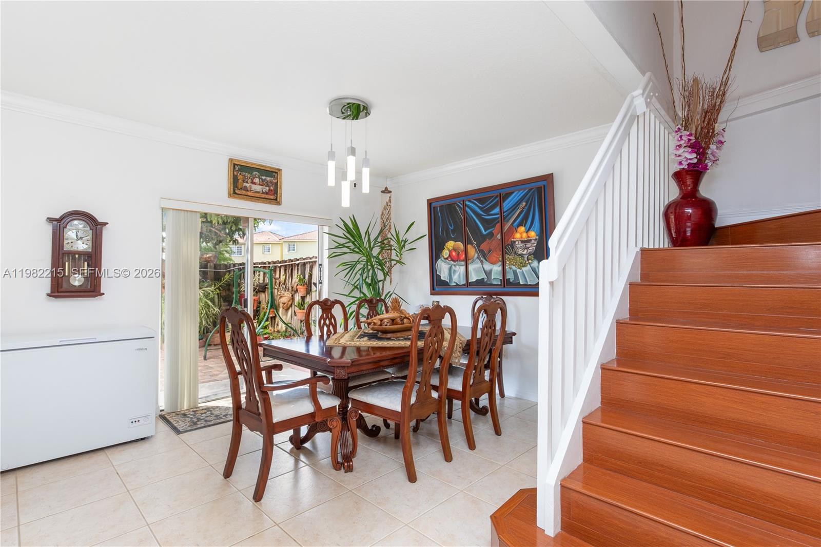 PRECIOUS HOMES AT TWIN LA - Residential