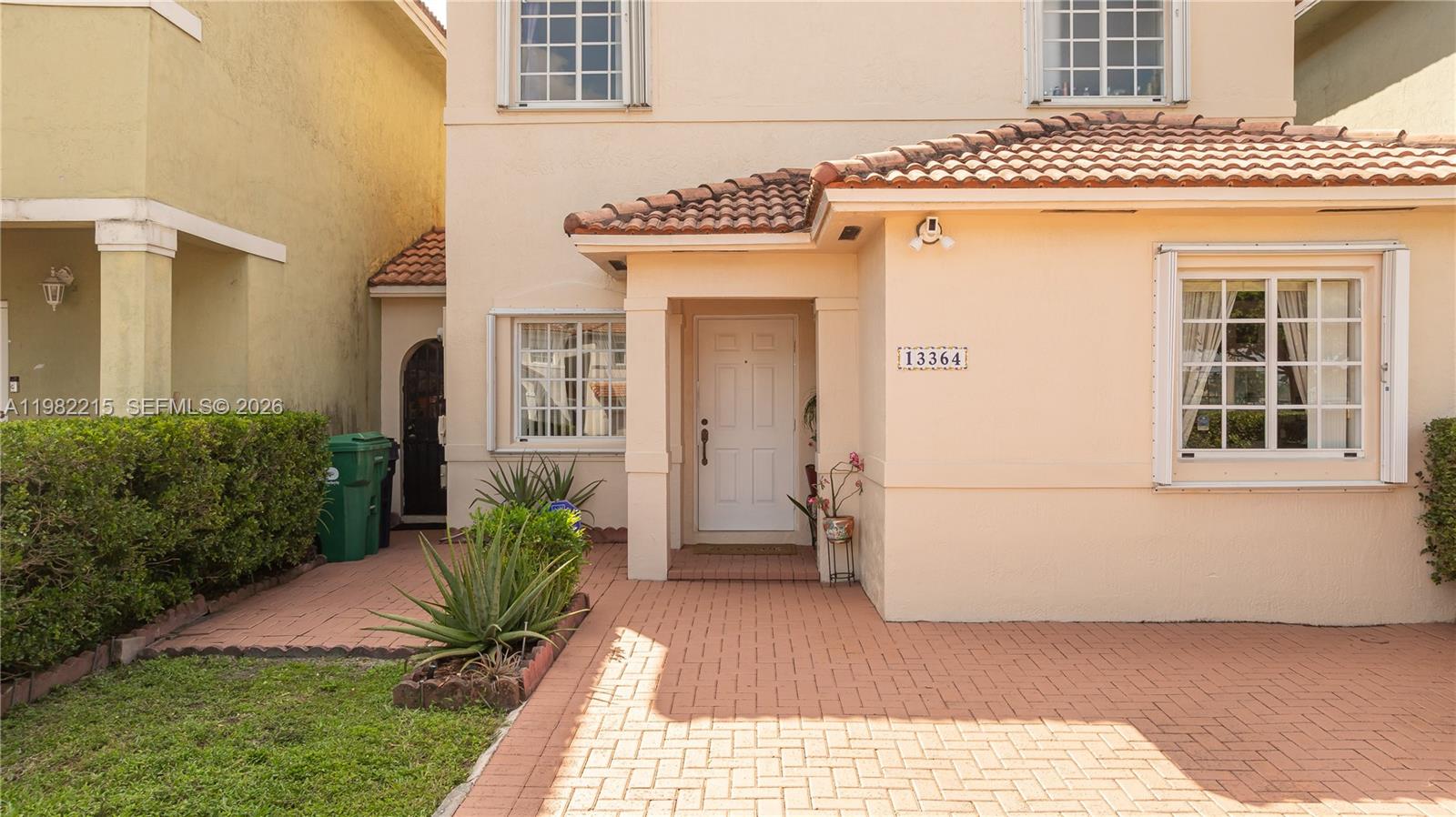 PRECIOUS HOMES AT TWIN LA - Residential