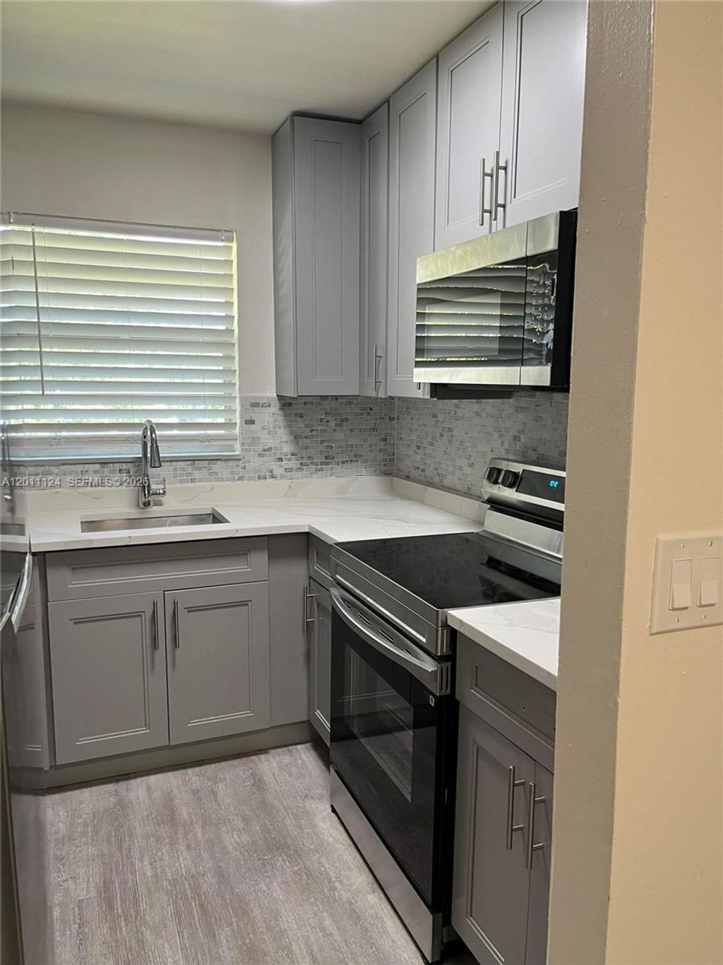 Photo of 2134 Lincoln St #18, Hollywood, FL 33020 (MLS # A12011124)