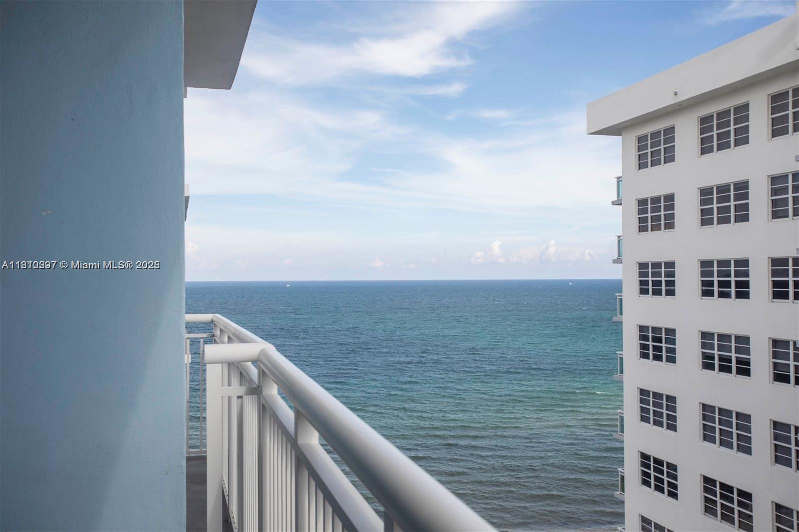 6969 Collins Ave 1408, Miami Beach, Miami-Dade County, Florida - 1 Bedrooms  
2 Bathrooms - 