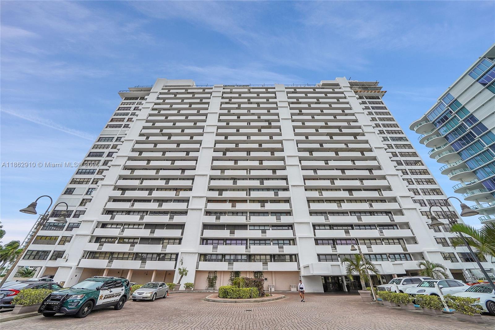 936 Intracoastal Dr 20E