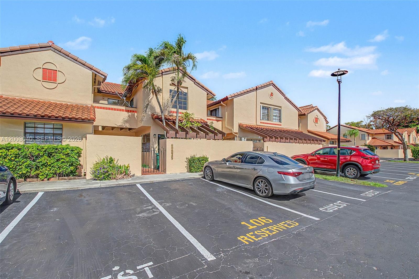 HOST CROSSINGS - Residential Lease