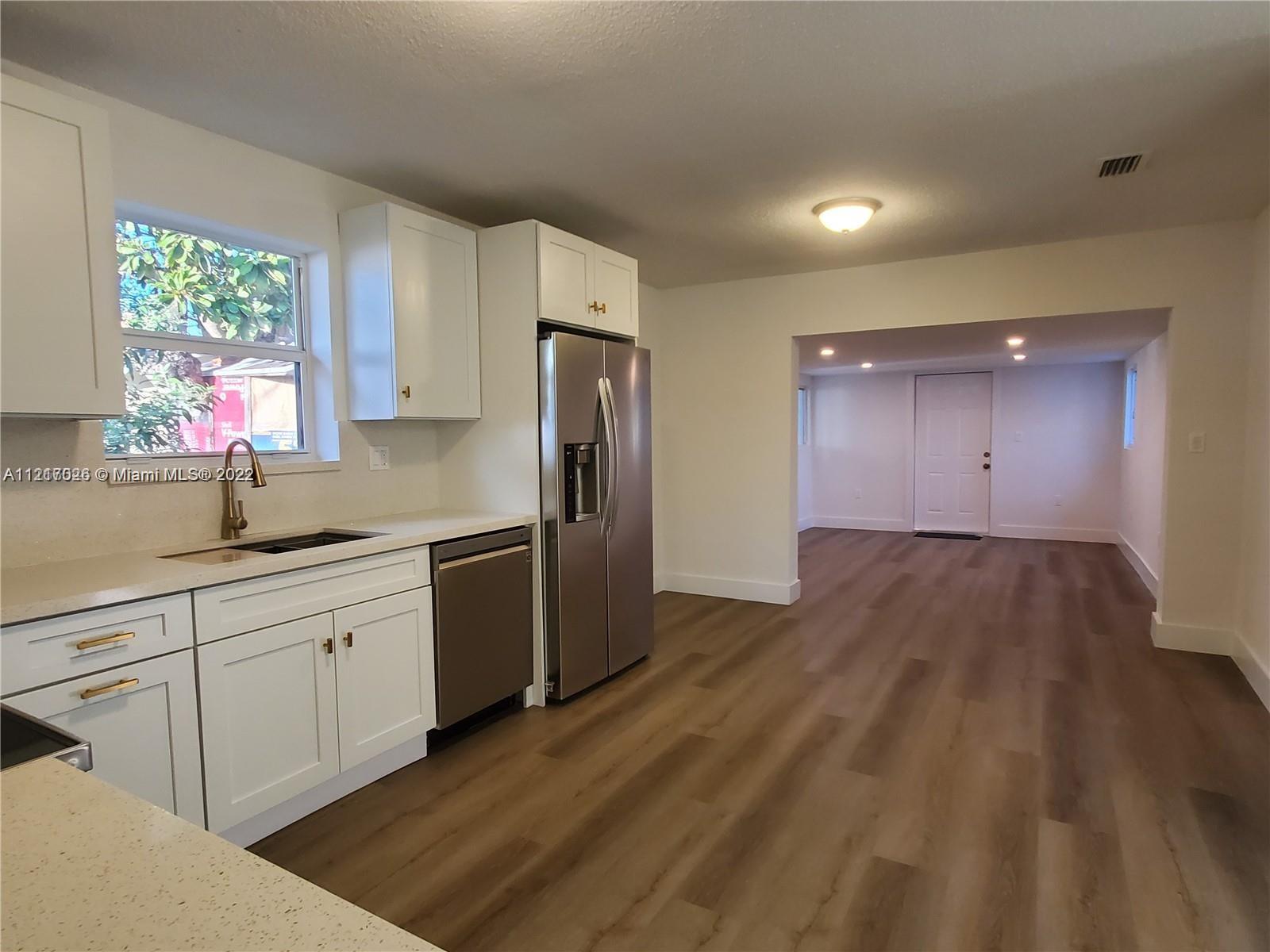 BIRD RD HIGHLANDS - Residential