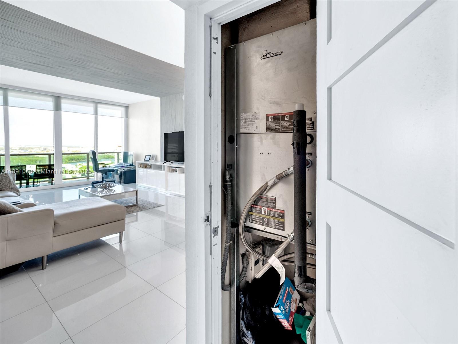 ARLEN HOUSE EAST CONDO - Residential