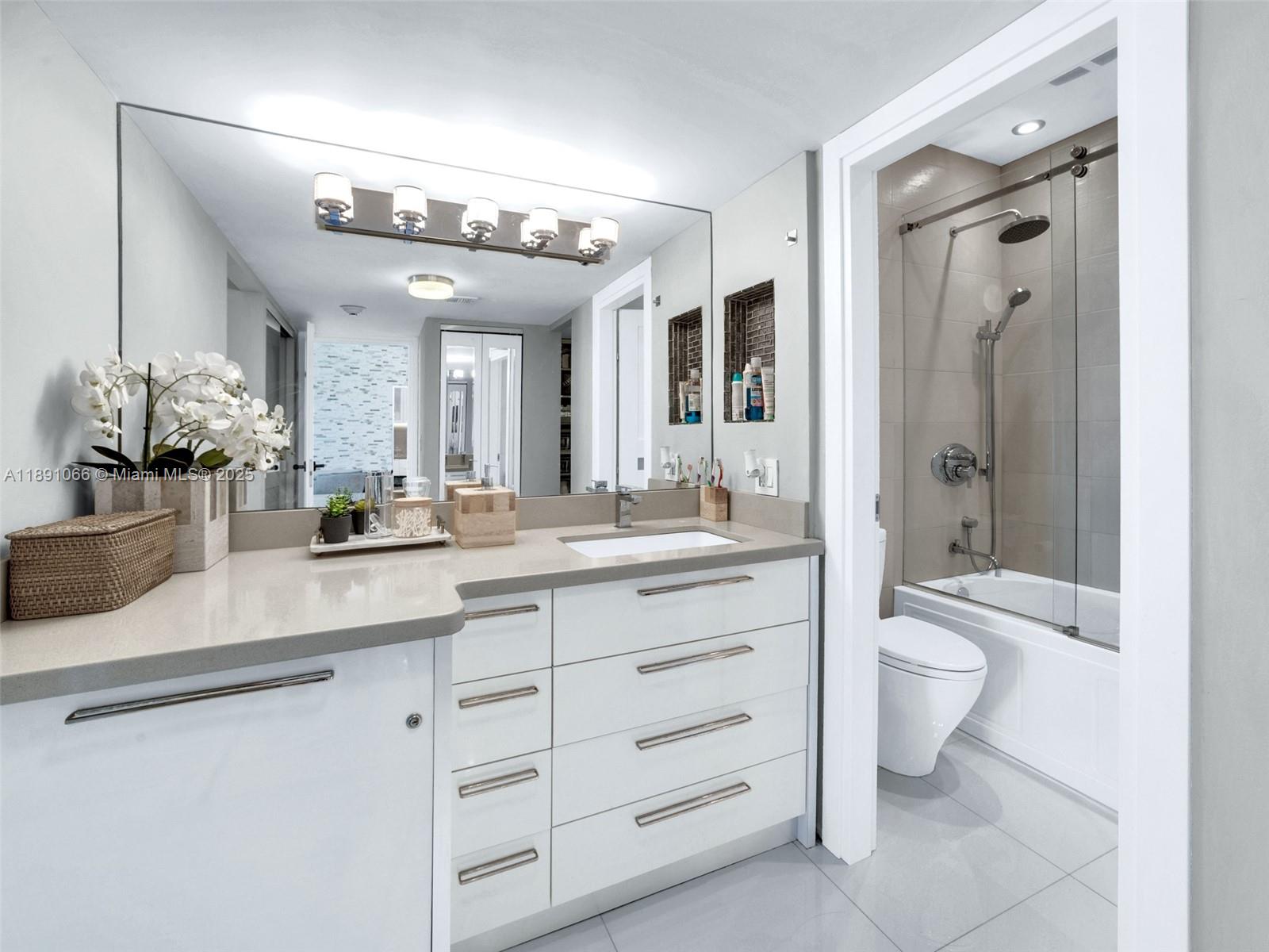ARLEN HOUSE EAST CONDO - Residential