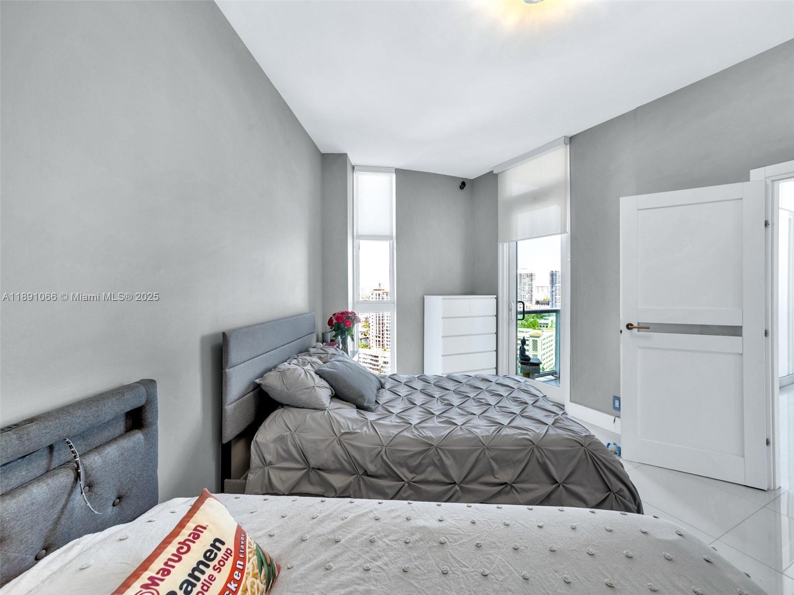 ARLEN HOUSE EAST CONDO - Residential