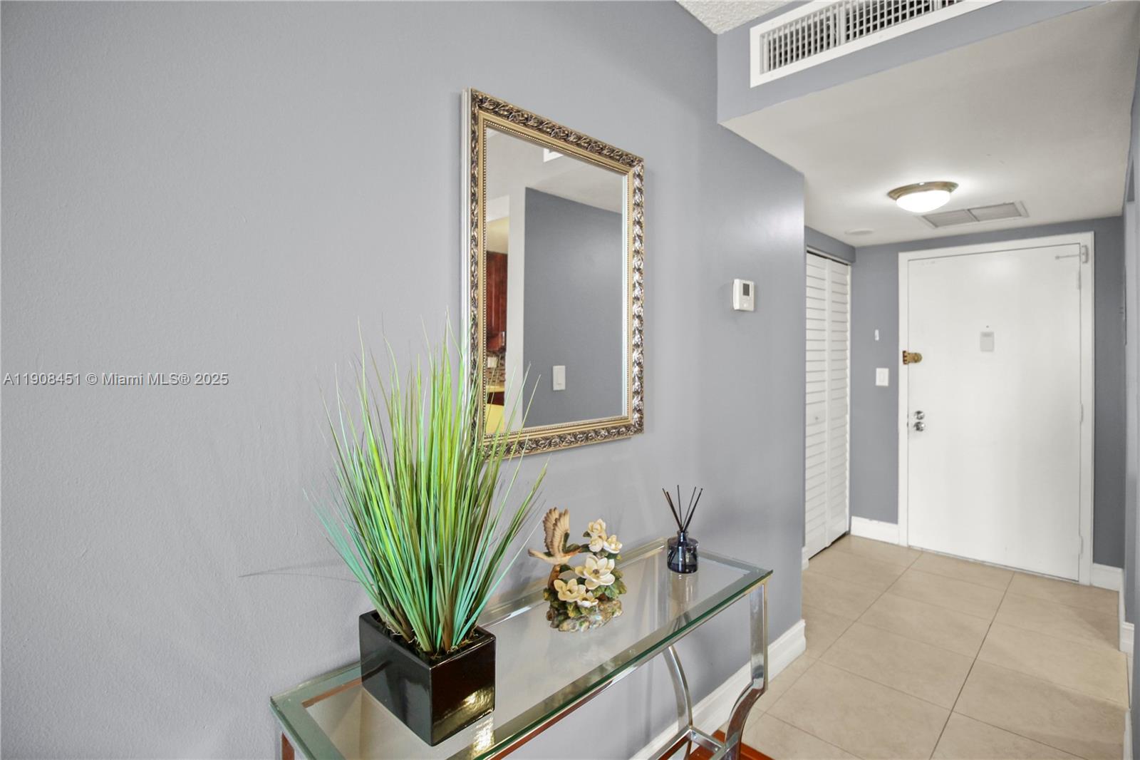 OLYMPUS CONDO PHASE - Residential