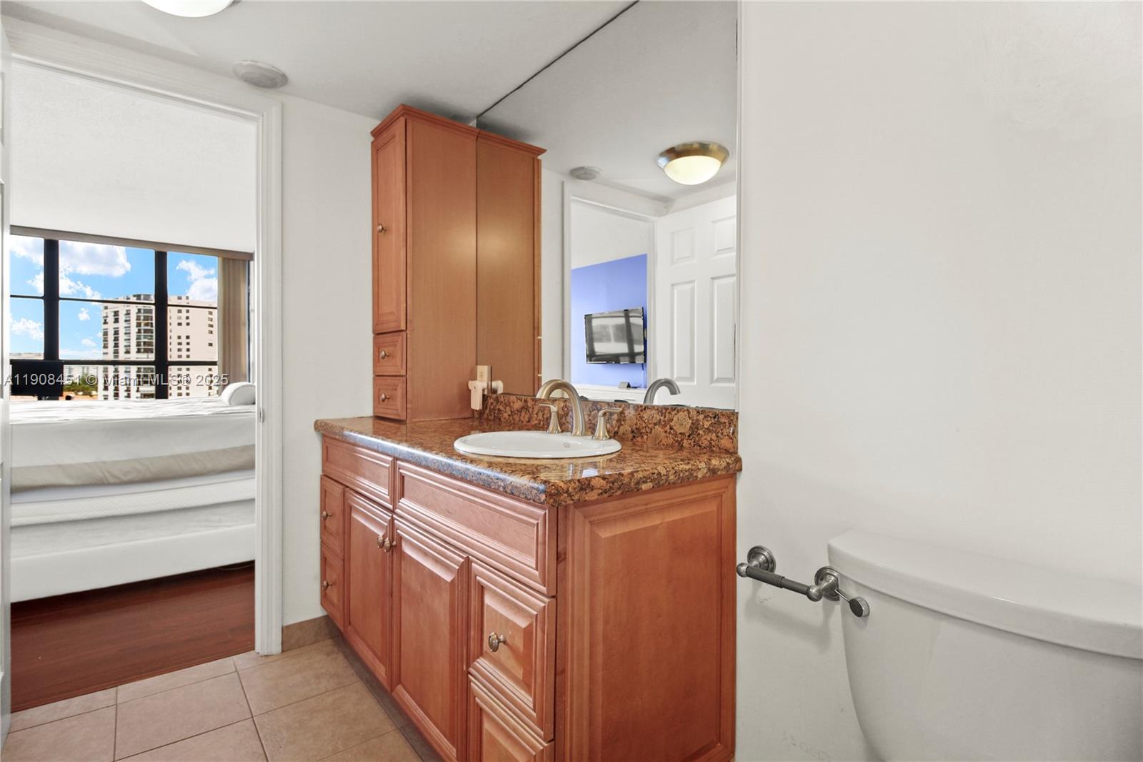 OLYMPUS CONDO PHASE - Residential