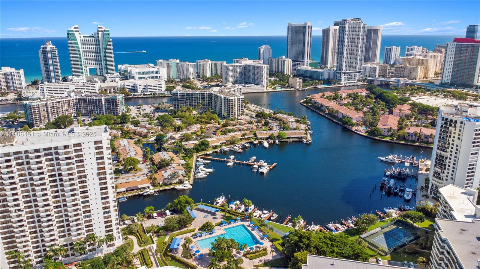 OLYMPUS CONDO PHASE - Residential