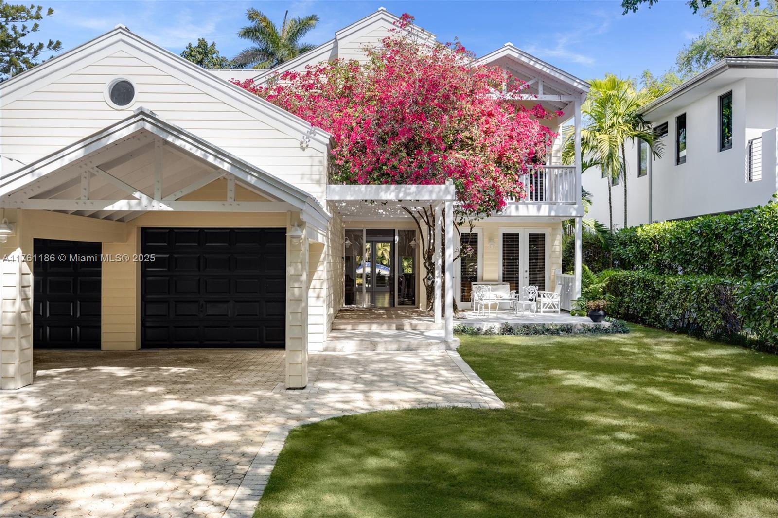 SILVER BLUFF - Residential