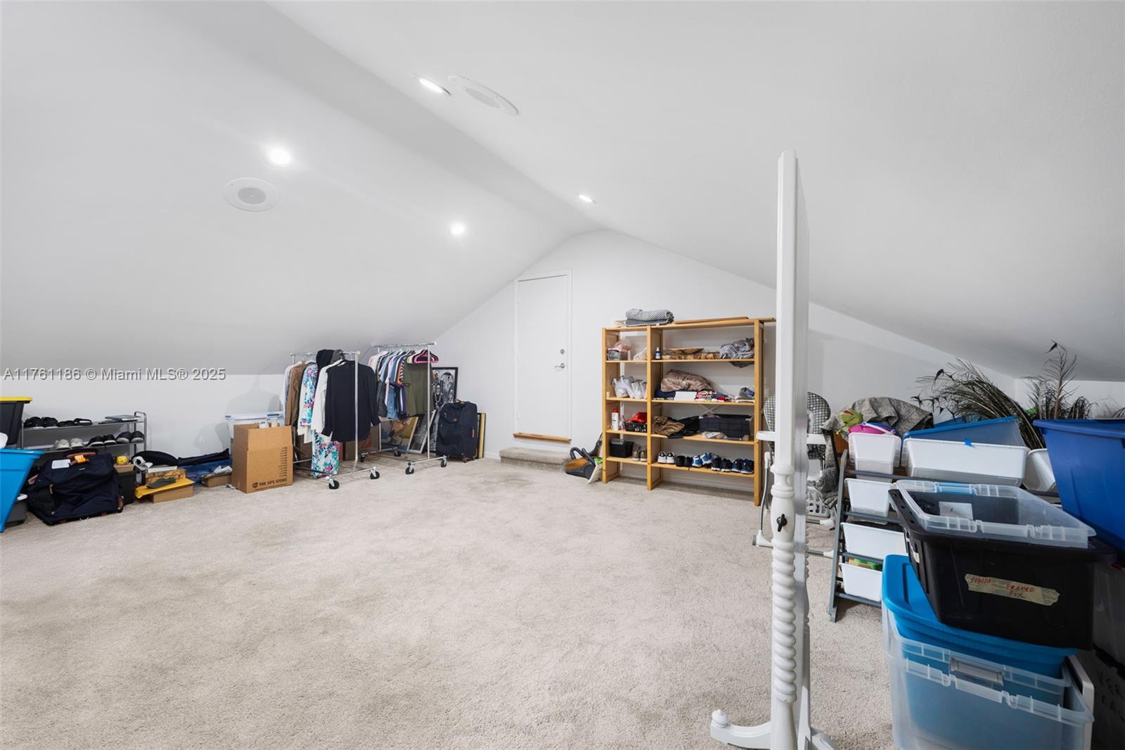 SILVER BLUFF - Residential
