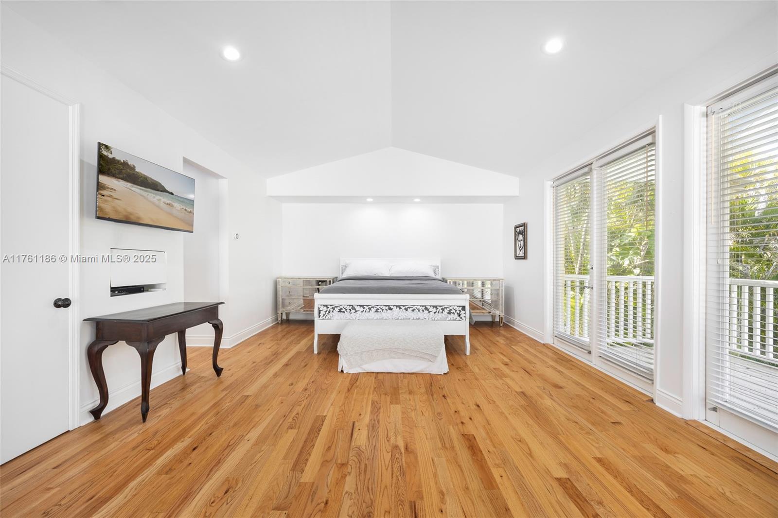 SILVER BLUFF - Residential