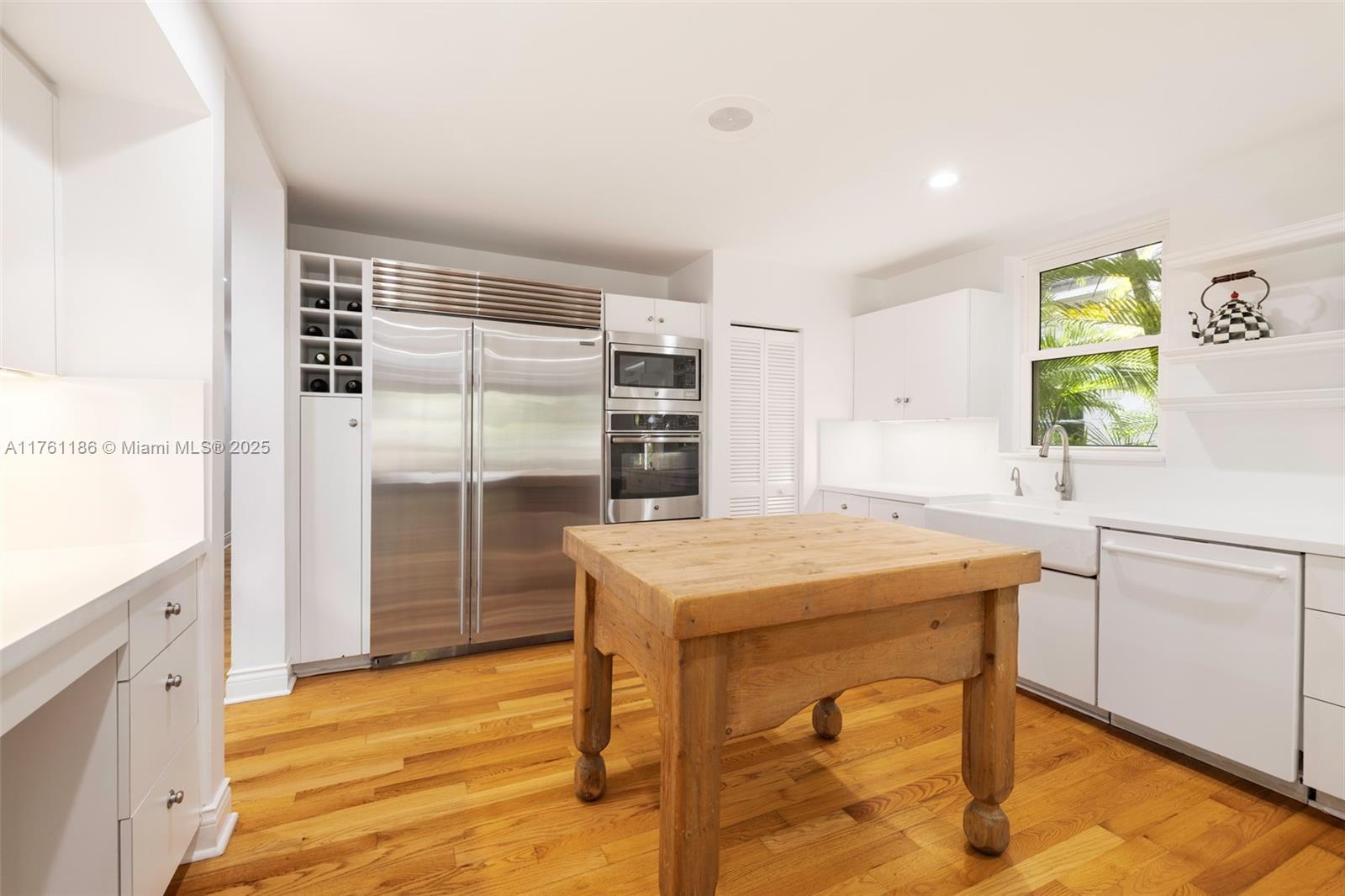 SILVER BLUFF - Residential
