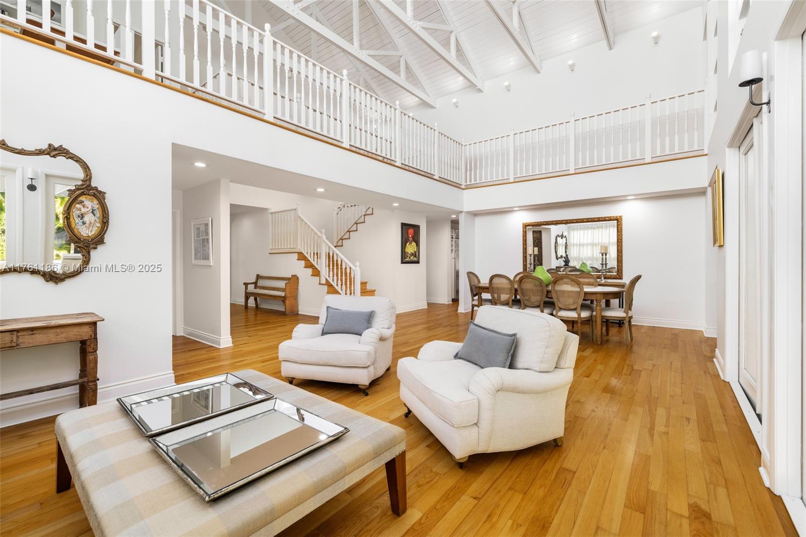 SILVER BLUFF - Residential