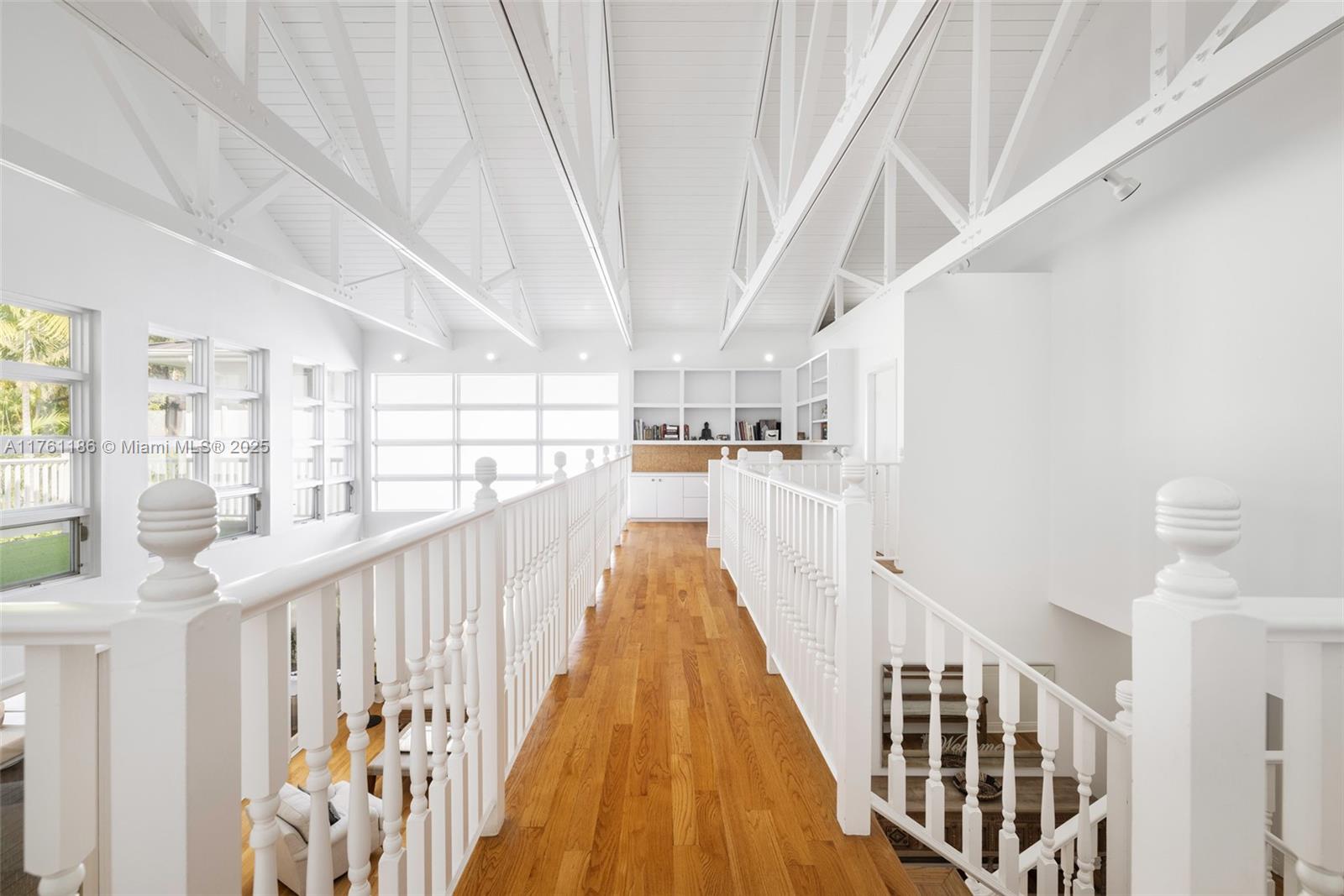 SILVER BLUFF - Residential
