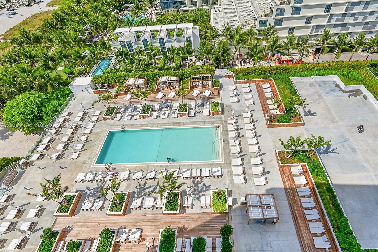 RONEY PALACE CONDO - Residential Lease