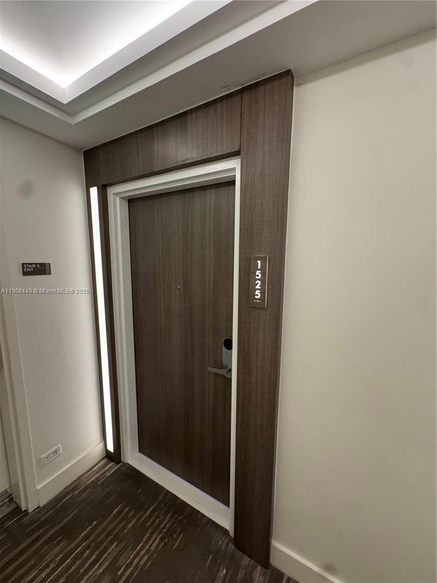 RONEY PALACE CONDO - Residential Lease