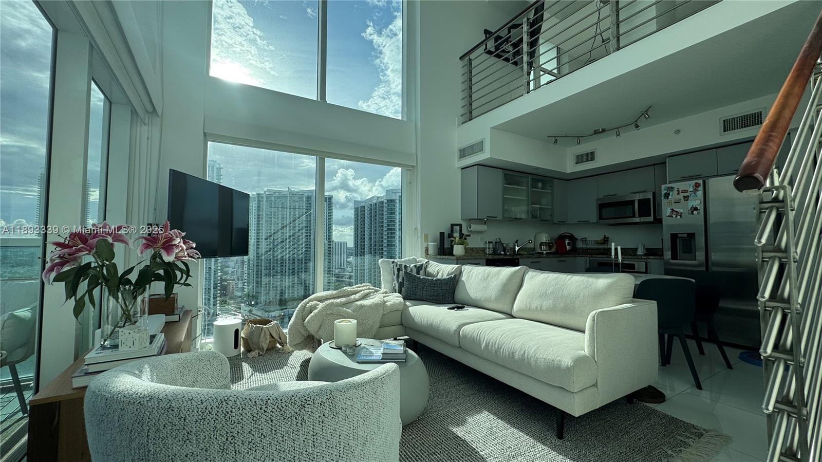 BRICKELL ON THE RIVER S T - Residential Lease