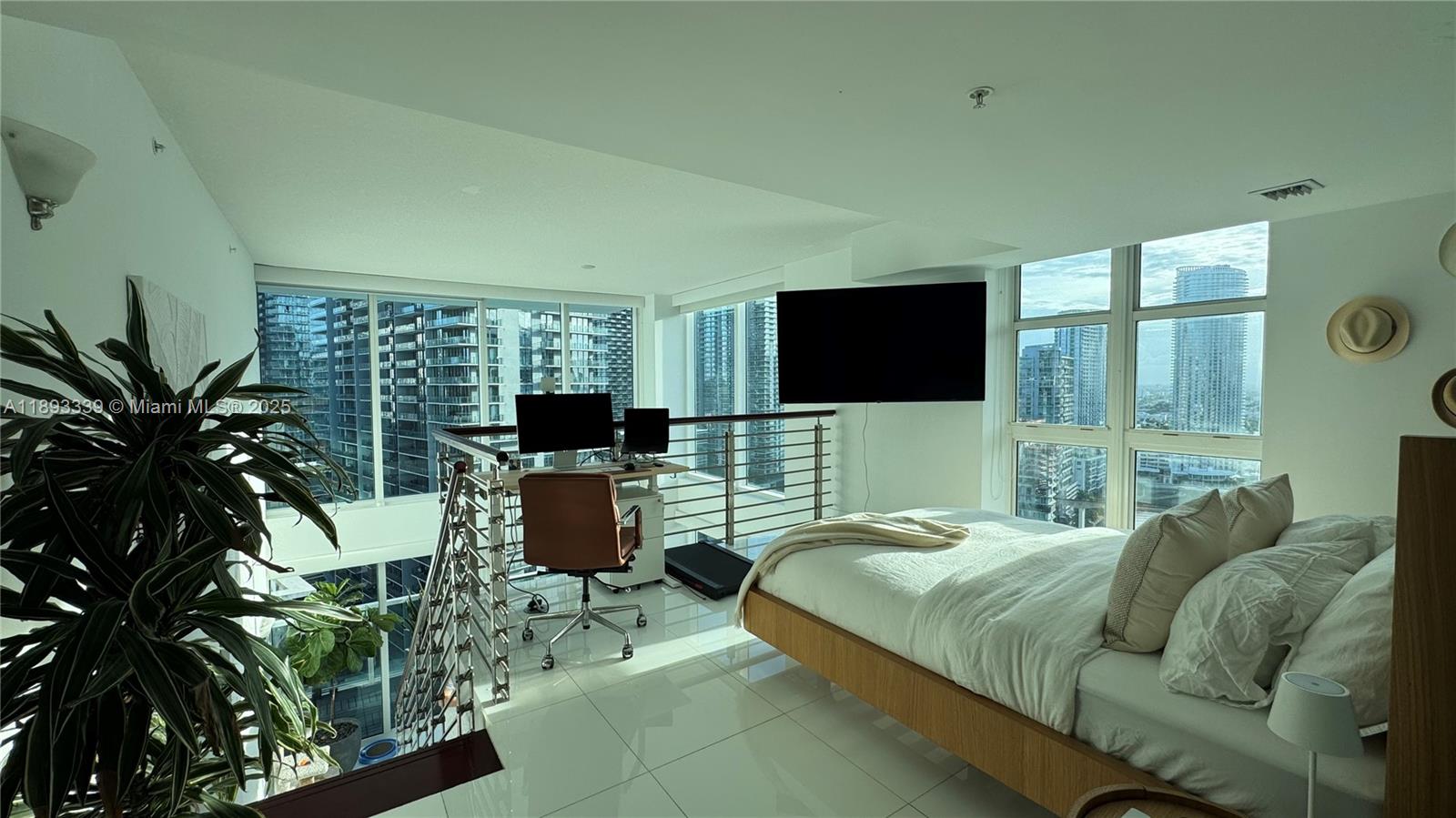 BRICKELL ON THE RIVER S T - Residential Lease