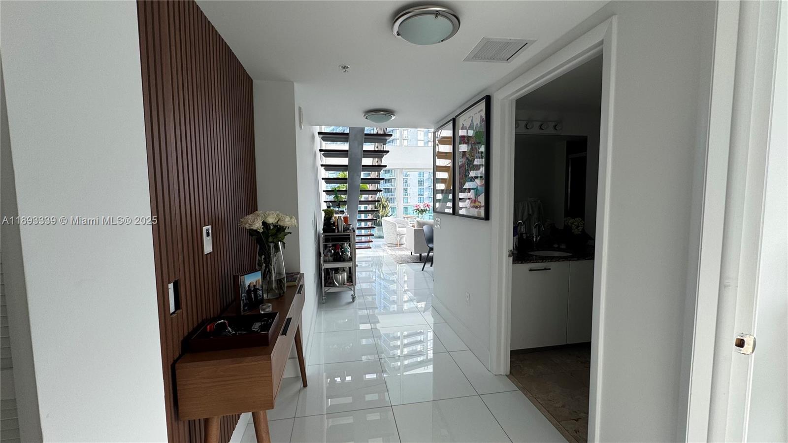 BRICKELL ON THE RIVER S T - Residential Lease