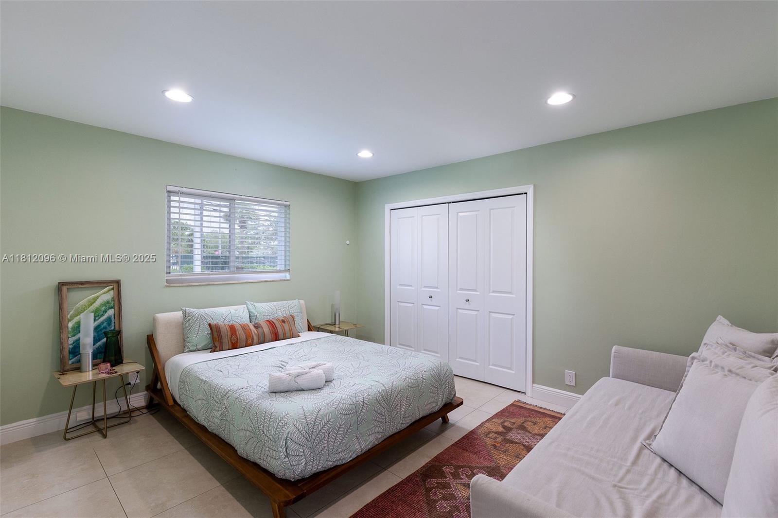 CORAL RIDGE GALT ADD NO 2 - Residential Lease