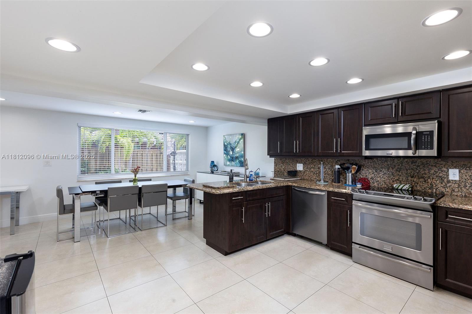 CORAL RIDGE GALT ADD NO 2 - Residential Lease