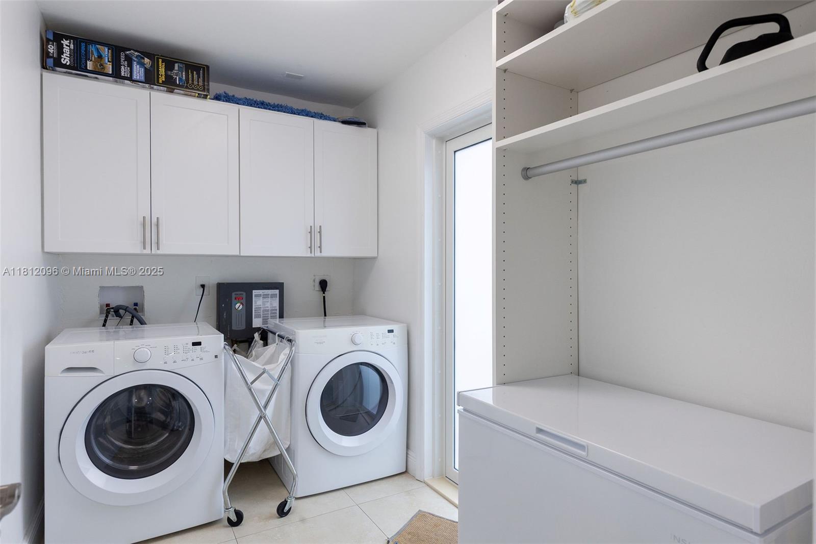 CORAL RIDGE GALT ADD NO 2 - Residential Lease