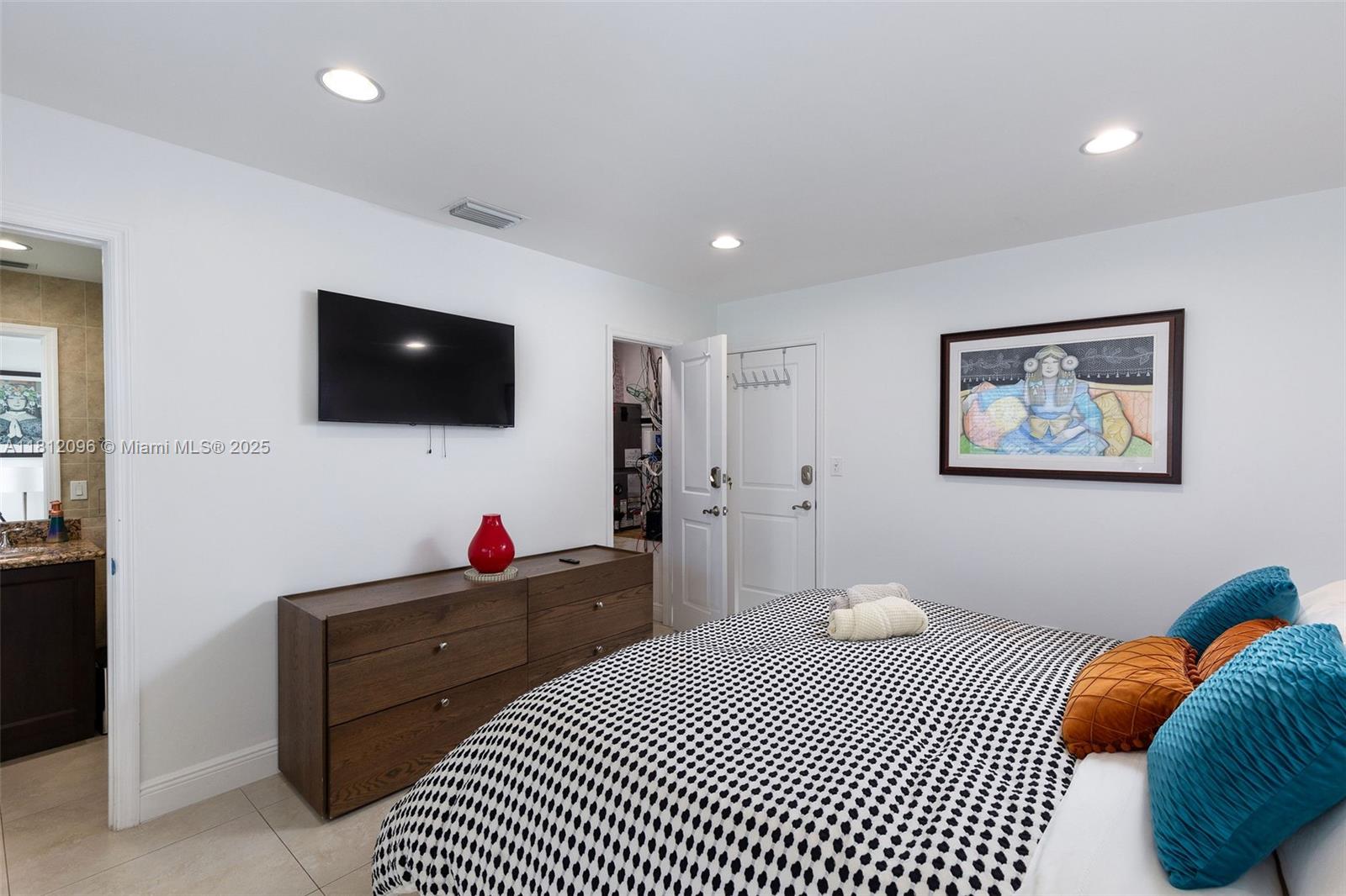 CORAL RIDGE GALT ADD NO 2 - Residential Lease