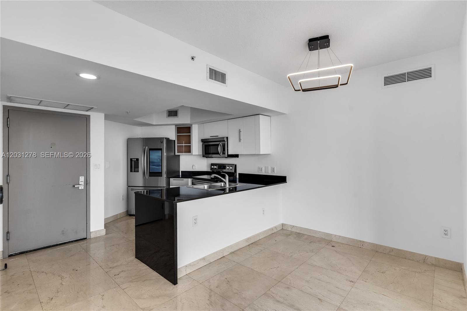 1750 N Bayshore Dr 4414