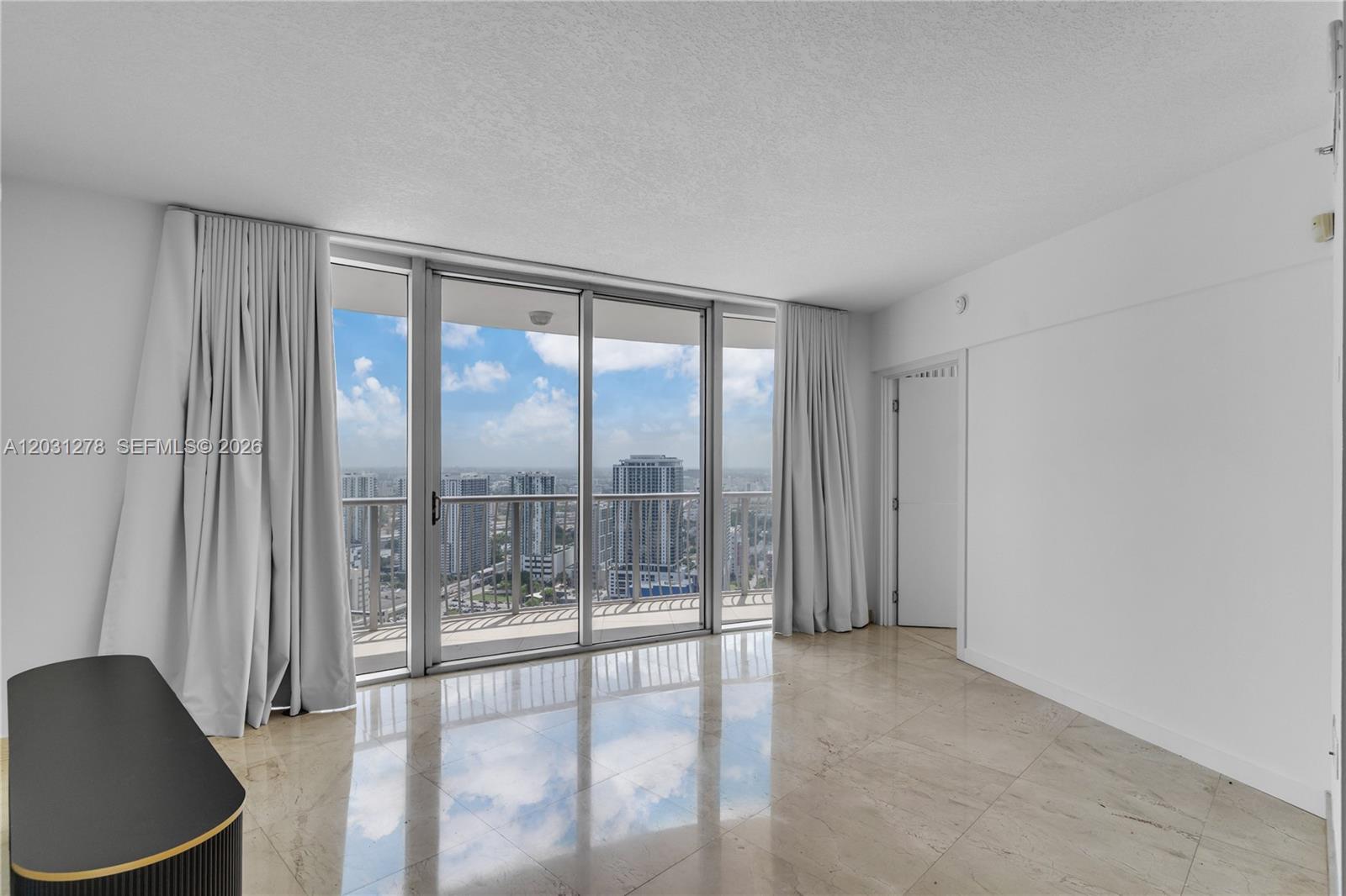 1750 N Bayshore Dr 4414