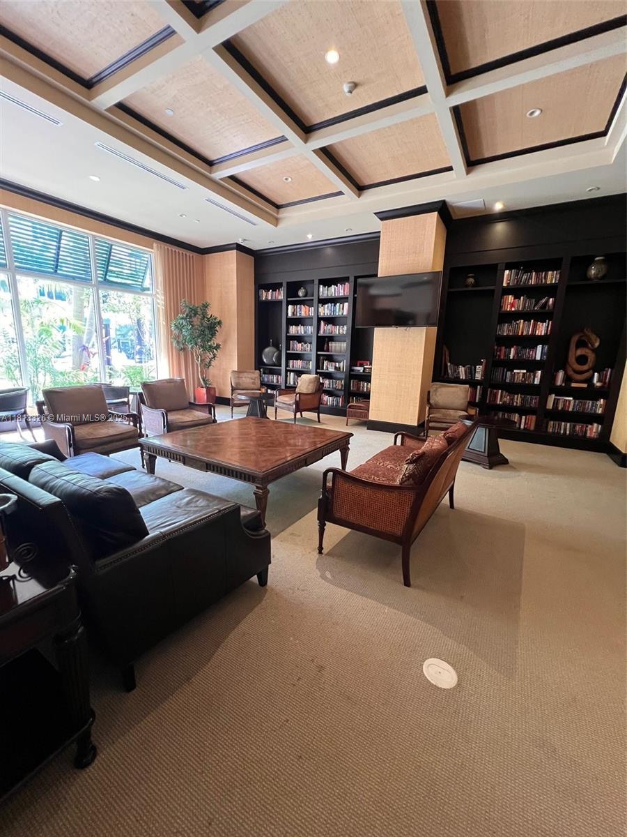 VERANDA CONDO - Residential