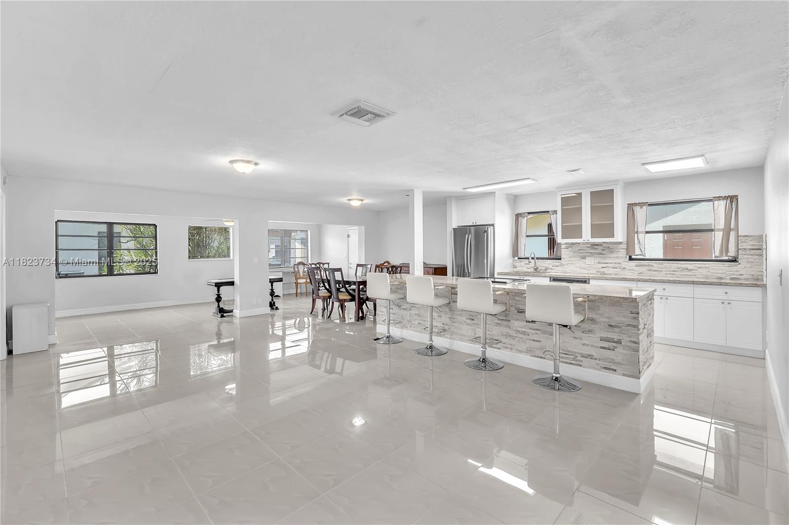 2035 SW 15th Ct, Deerfield Beach, FL, 33442/$344,000 3 2035 SW 15th Ct