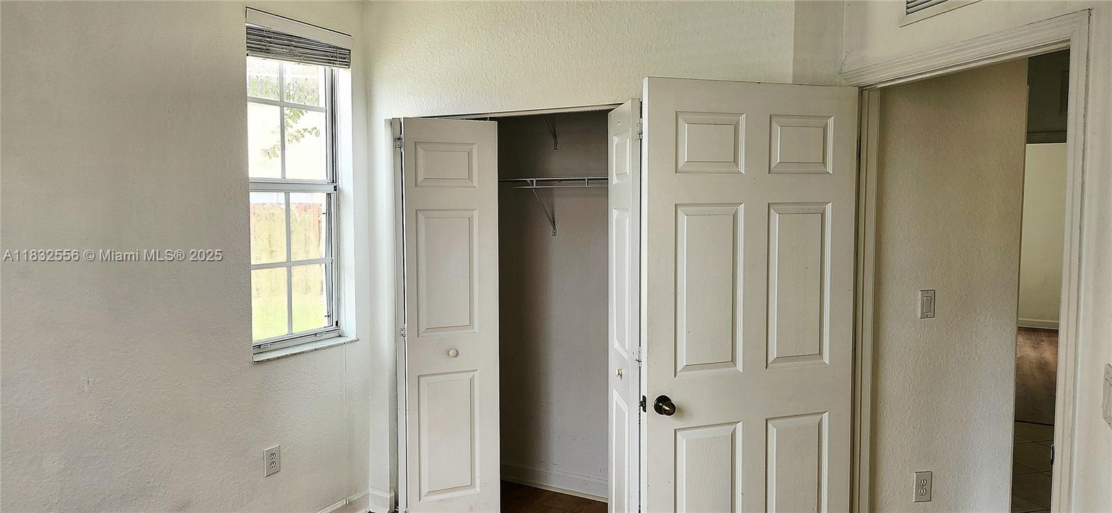 VILLAS AT CARMEL CONDO NO - Residential