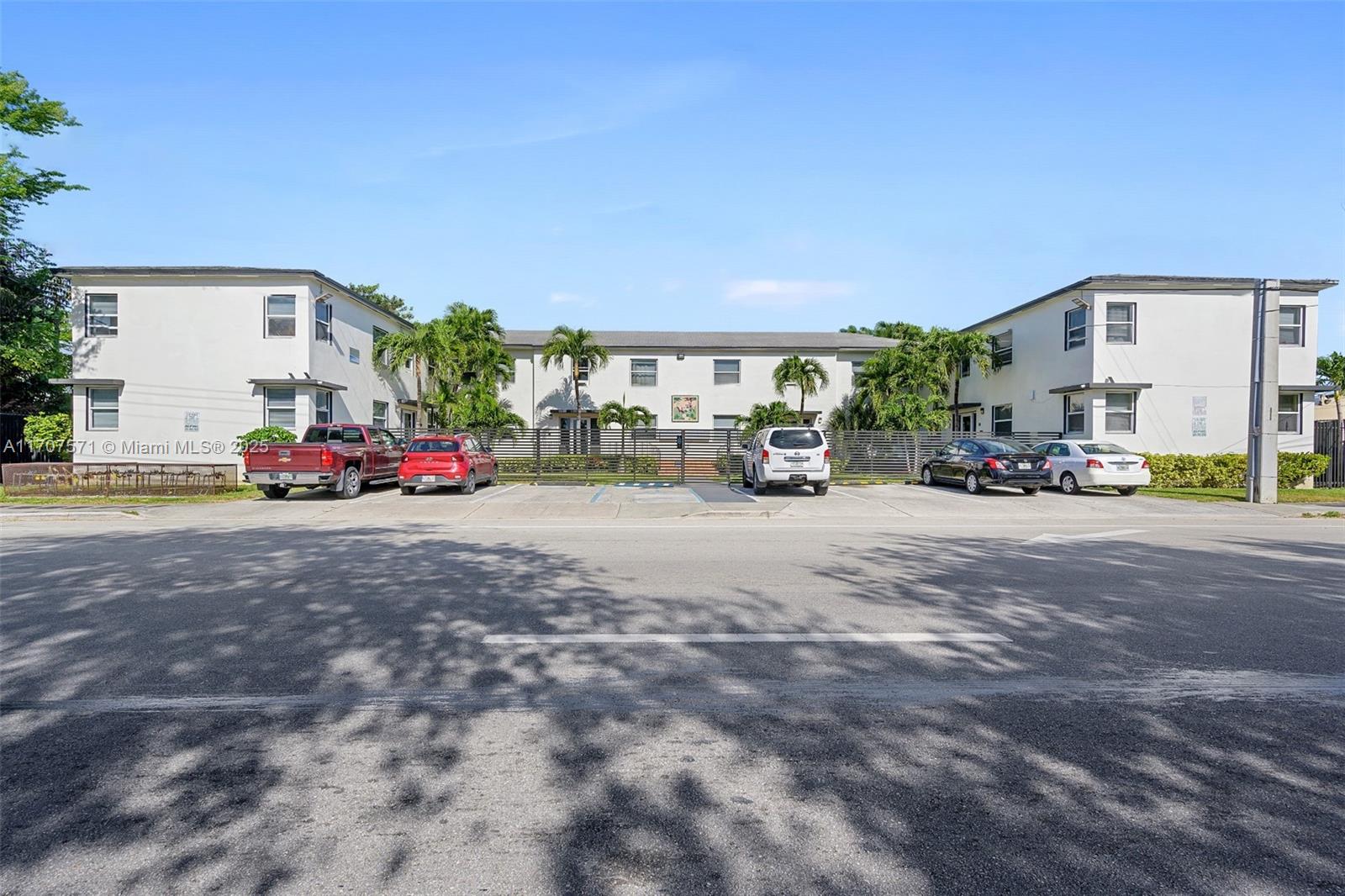 Rental Property at 571 Ne 82nd St 2, Miami, Broward County, Florida - Bedrooms: 1 
Bathrooms: 1  - $1,750 MO.