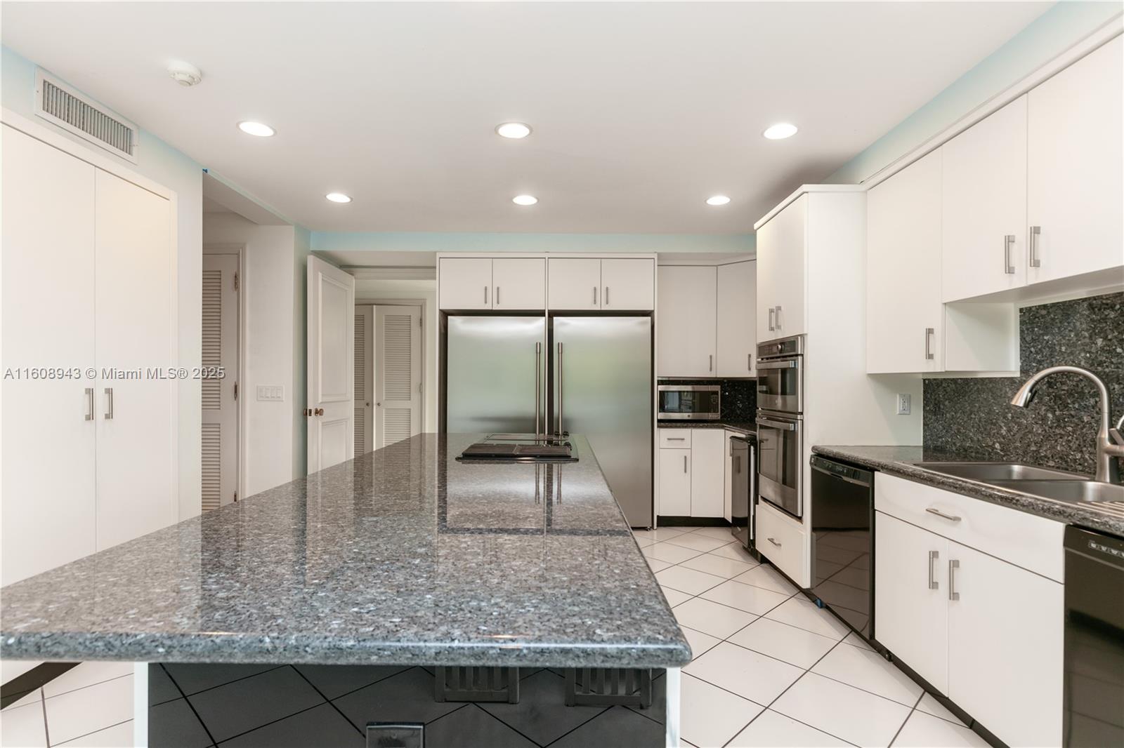 CAPE FLORIDA SUB SEC 3 - Residential