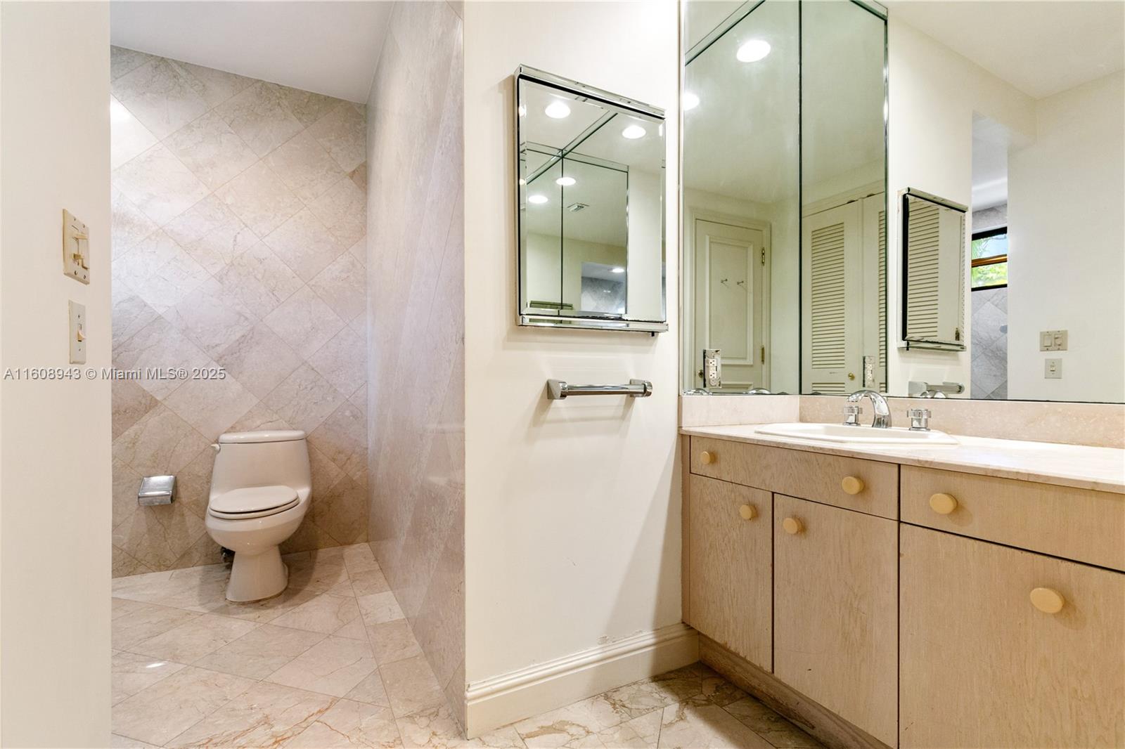 CAPE FLORIDA SUB SEC 3 - Residential