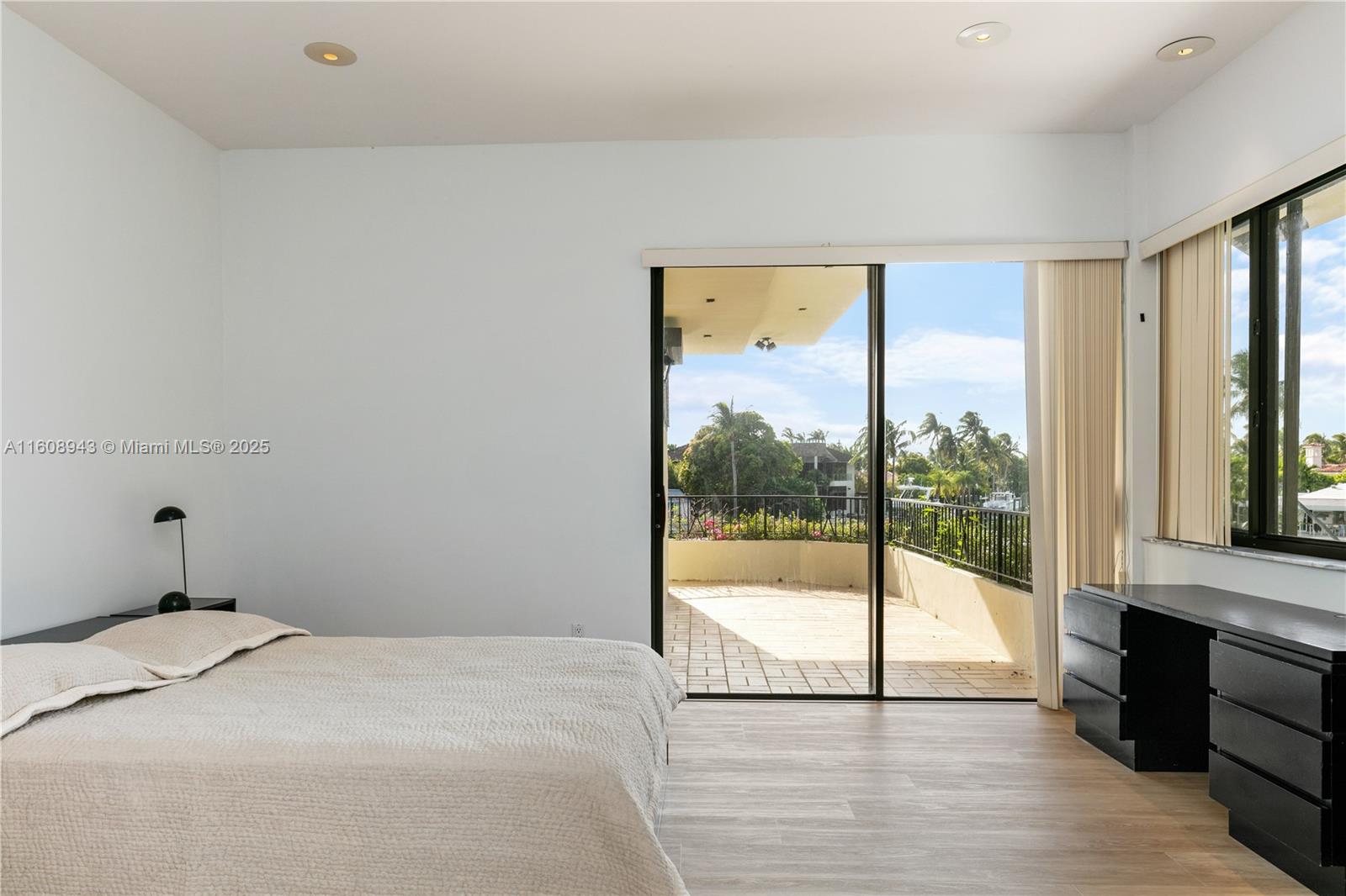 CAPE FLORIDA SUB SEC 3 - Residential