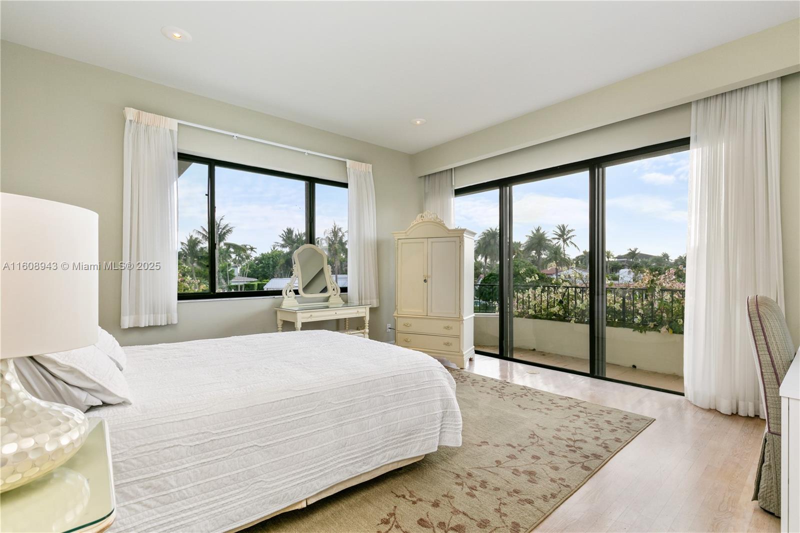 CAPE FLORIDA SUB SEC 3 - Residential