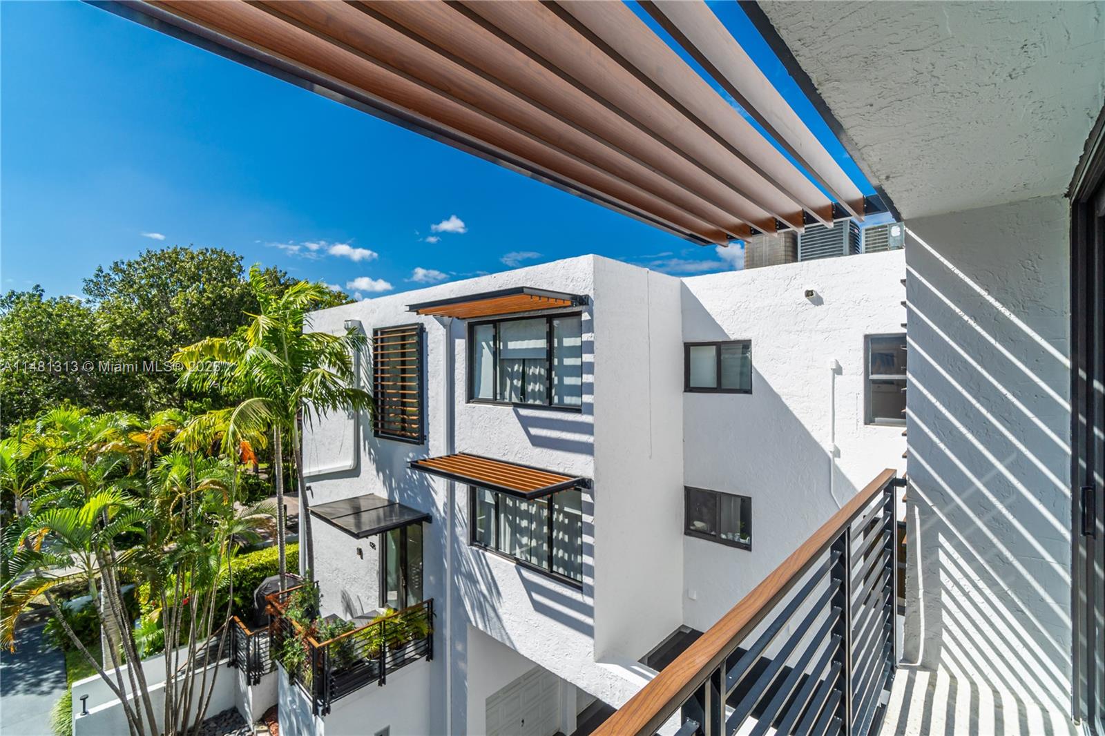 GDNS OF KEY BISC - ALHAMB - Residential