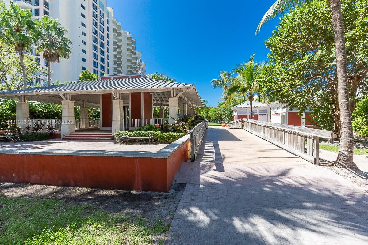 GDNS OF KEY BISC - ALHAMB - Residential